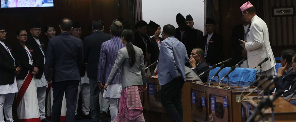 ५८ औं दिनमा पनि संसद् अवरुद्ध : रास्वपा–राप्रपाले फेरि गरे विरोध